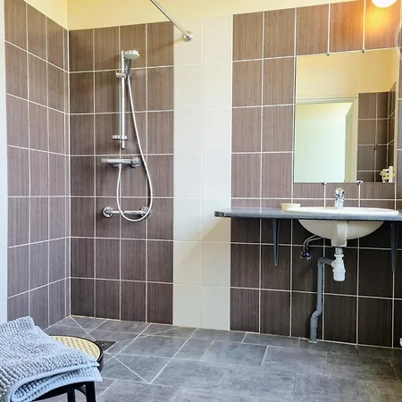 Au Calme A Avec Jardin Clos Et Equipements Modernes, Ideal En Famille Ou Entre Amis - Fr-1-510-48 Semesterbostad *